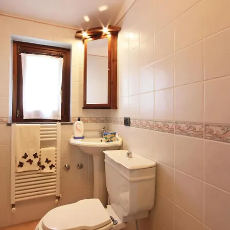 Francesca Feriehus *